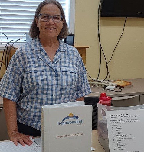 Diana teaching at Hope Women's Center